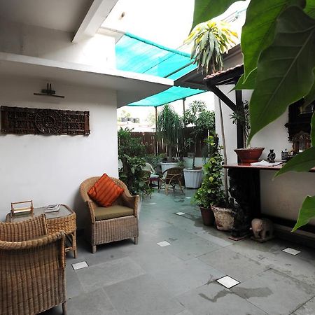 Master Bed And Breakfast New Delhi Extérieur photo