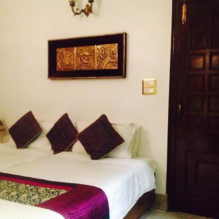 Master Bed And Breakfast New Delhi Chambre photo