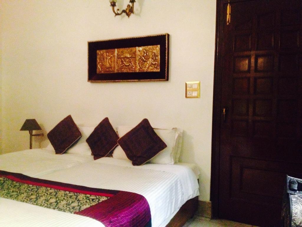 Master Bed And Breakfast New Delhi Chambre photo